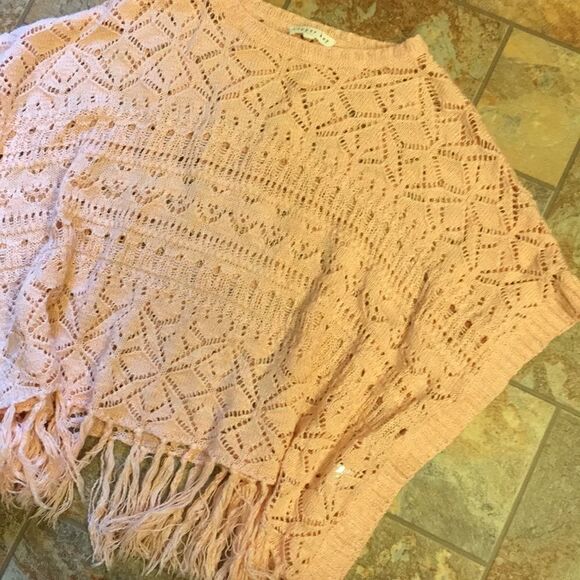 Copper Key Poncho  - Picture 3 of 8